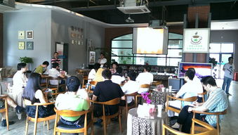 上海軟件開發專家赴岱家山科技孵化器進行技術咨詢