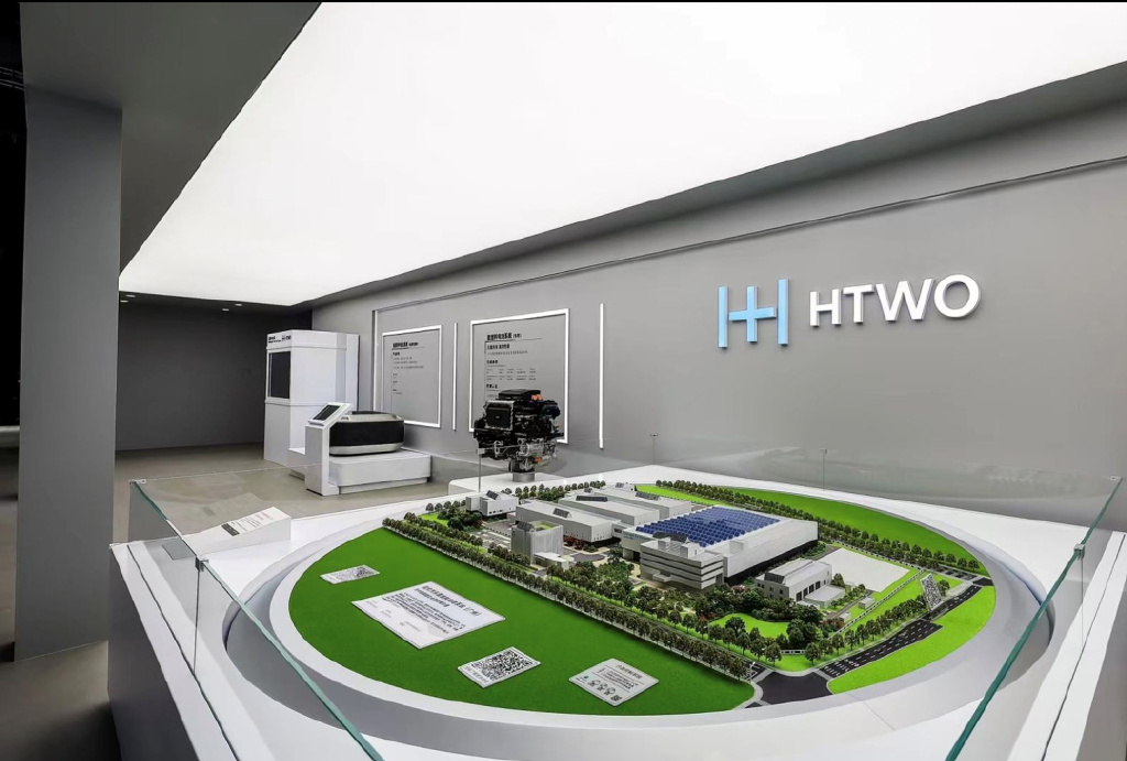 科技現(xiàn)代逐鹿上海秀場(chǎng)，北京現(xiàn)代“向新”再出發(fā) 軟件驅(qū)動(dòng)汽車新未來